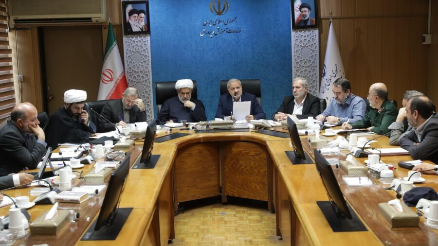 وزیر آموزش وپرورش خواستار بازنگری اساسنامه بسیج دانش آموزی و توسعه اردوهای راهیان نور شد