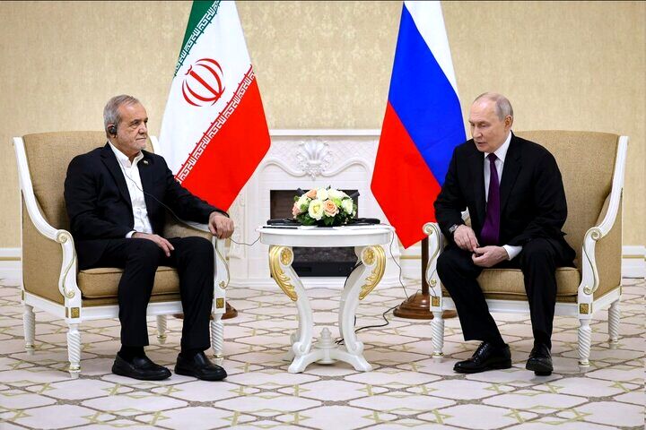 پسکوف پزشکیان در دیدار با پوتین پیامی برای ترامپ منتقل نکرد