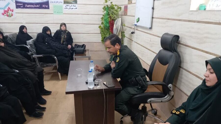کارگاه پیشگیری از آسیب های اجتماعی با حضور ۶۸ عضو بنیاد فرزانگان بناب برگزار شد